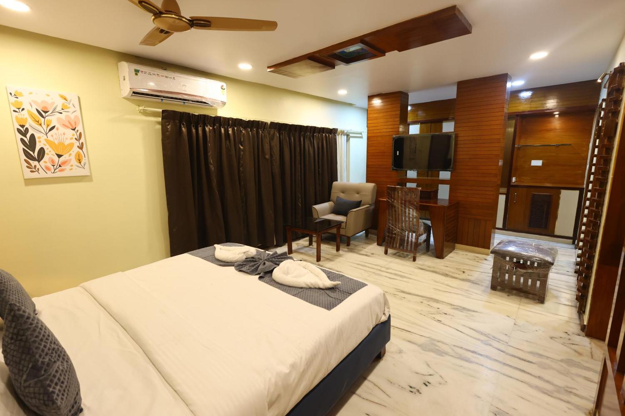 Hotel Lj Dadi'S Grand Visakhapatnam Exterior foto