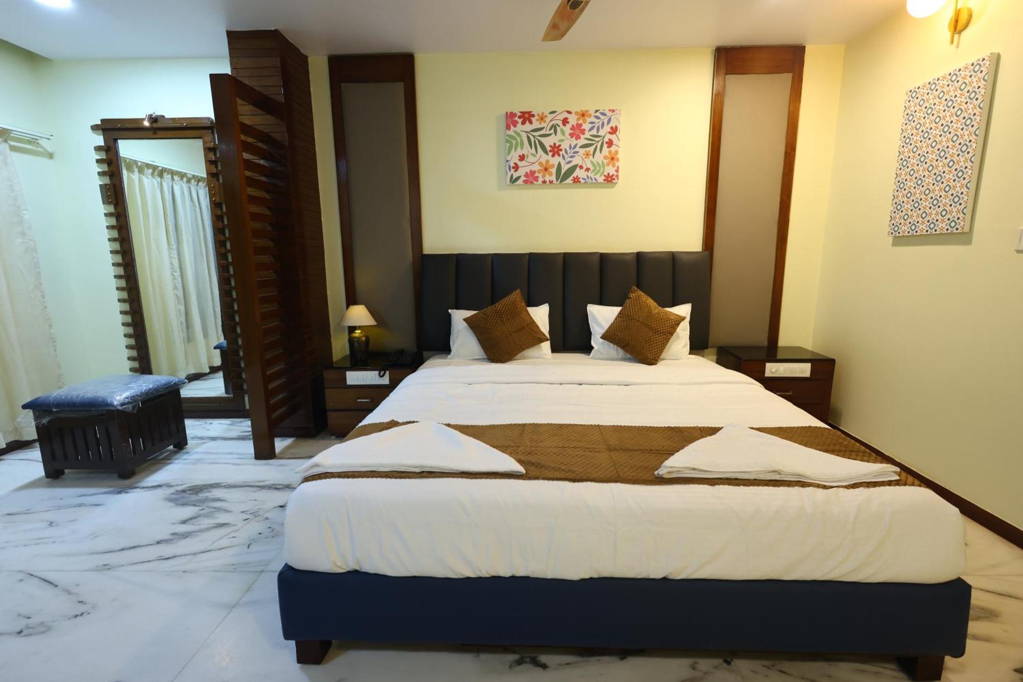 Hotel Lj Dadi'S Grand Visakhapatnam Exterior foto