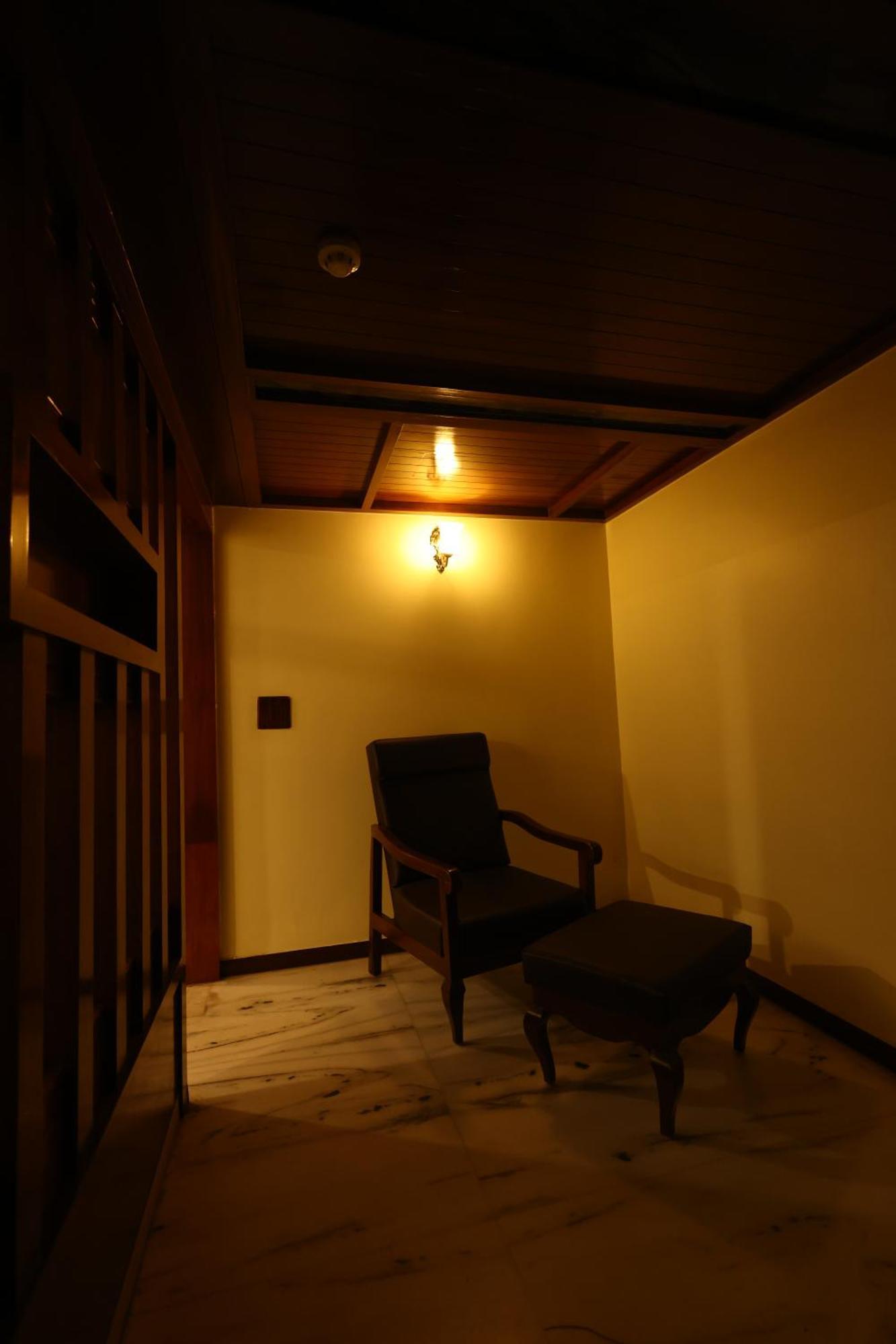 Hotel Lj Dadi'S Grand Visakhapatnam Exterior foto
