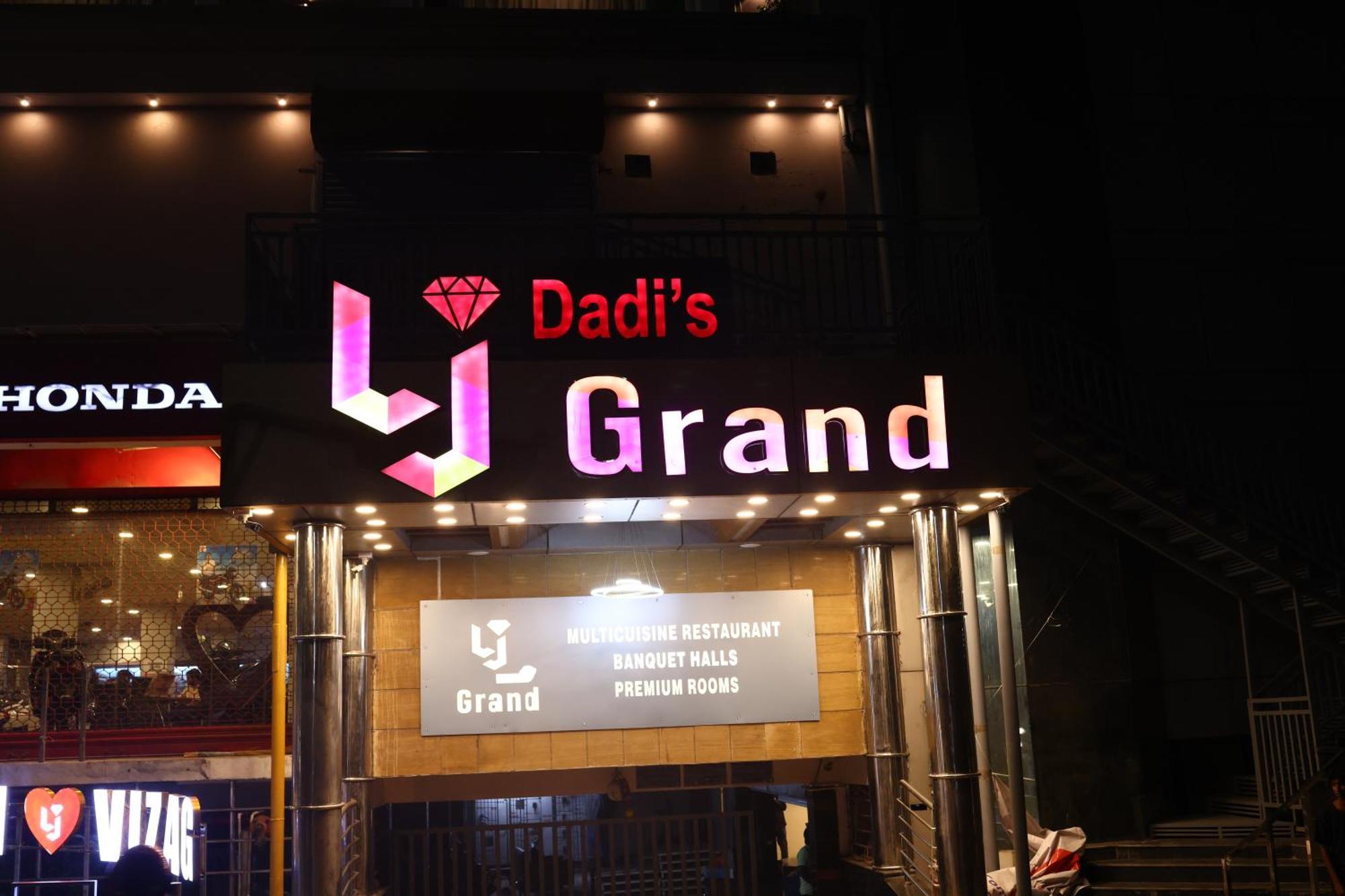 Hotel Lj Dadi'S Grand Visakhapatnam Exterior foto