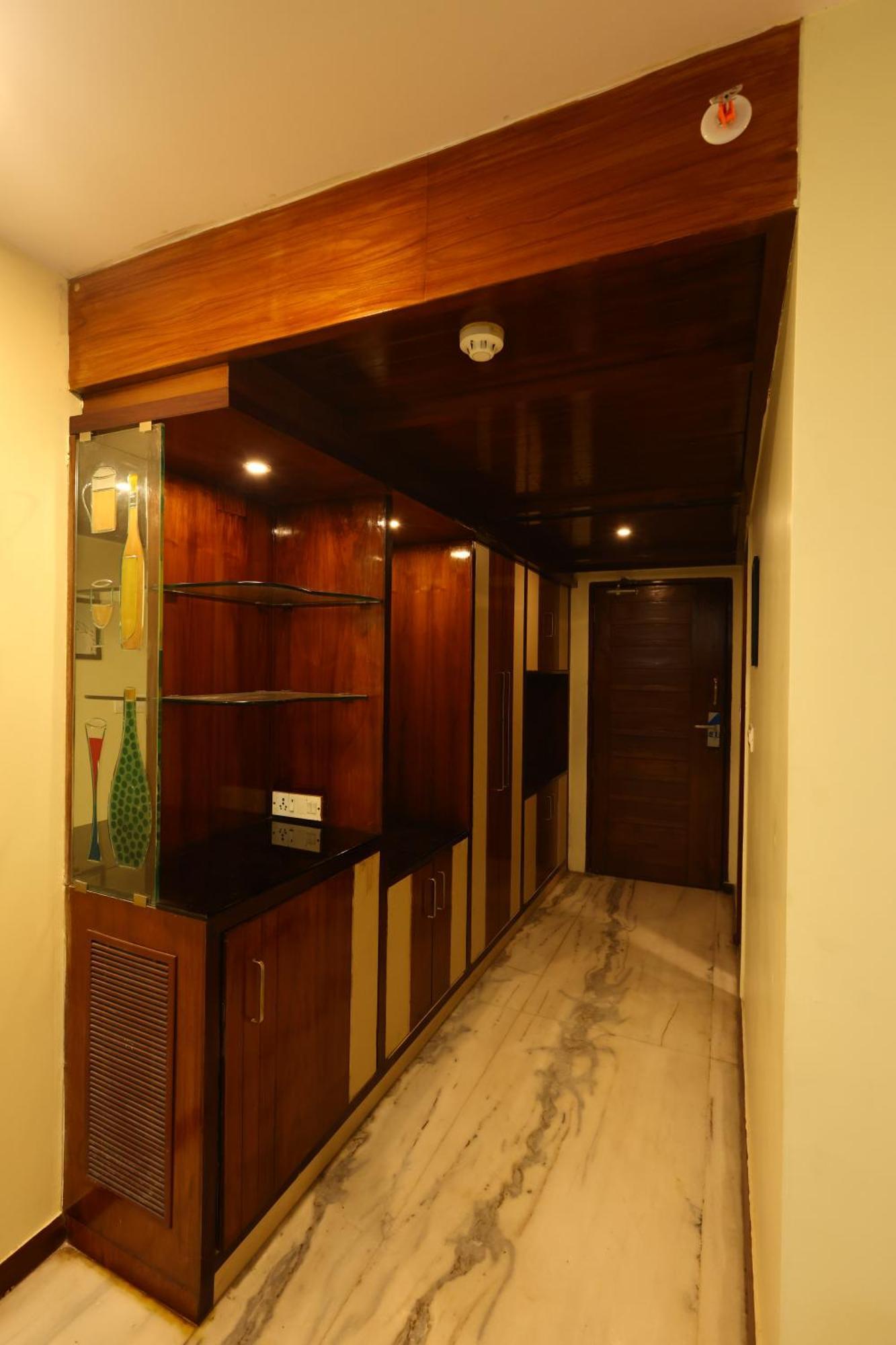 Hotel Lj Dadi'S Grand Visakhapatnam Exterior foto